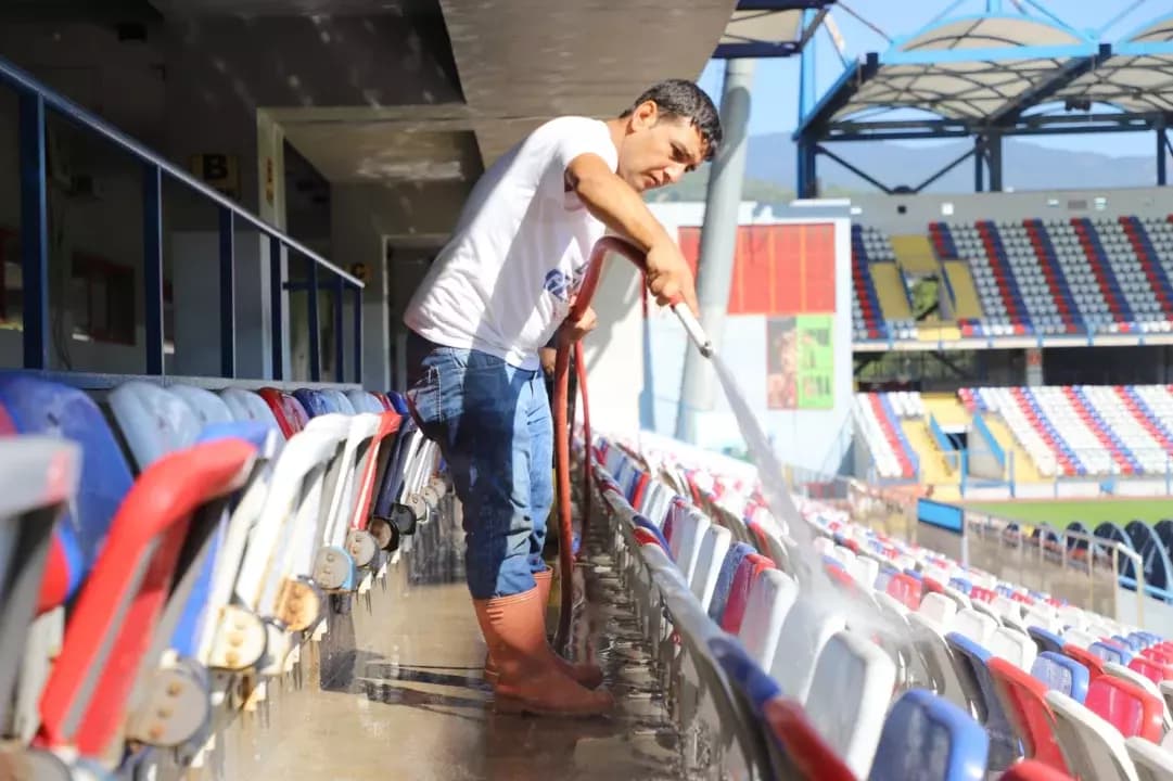 Dr. Necmettin Şeyhoğlu Stadyumu yeni sezona hazır