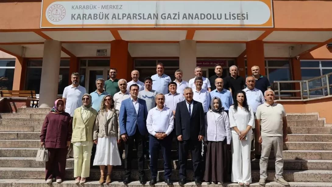 Karabük’te eğitim yöneticileri yeni dönem için toplandı