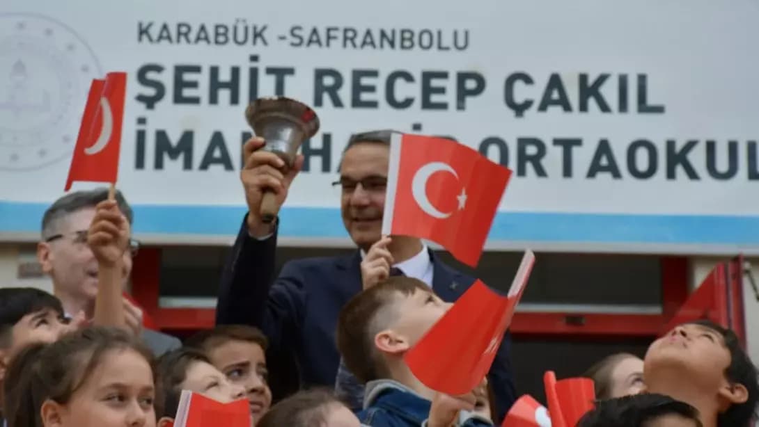 Safranbolu’da İlk Ders Zili Çaldı