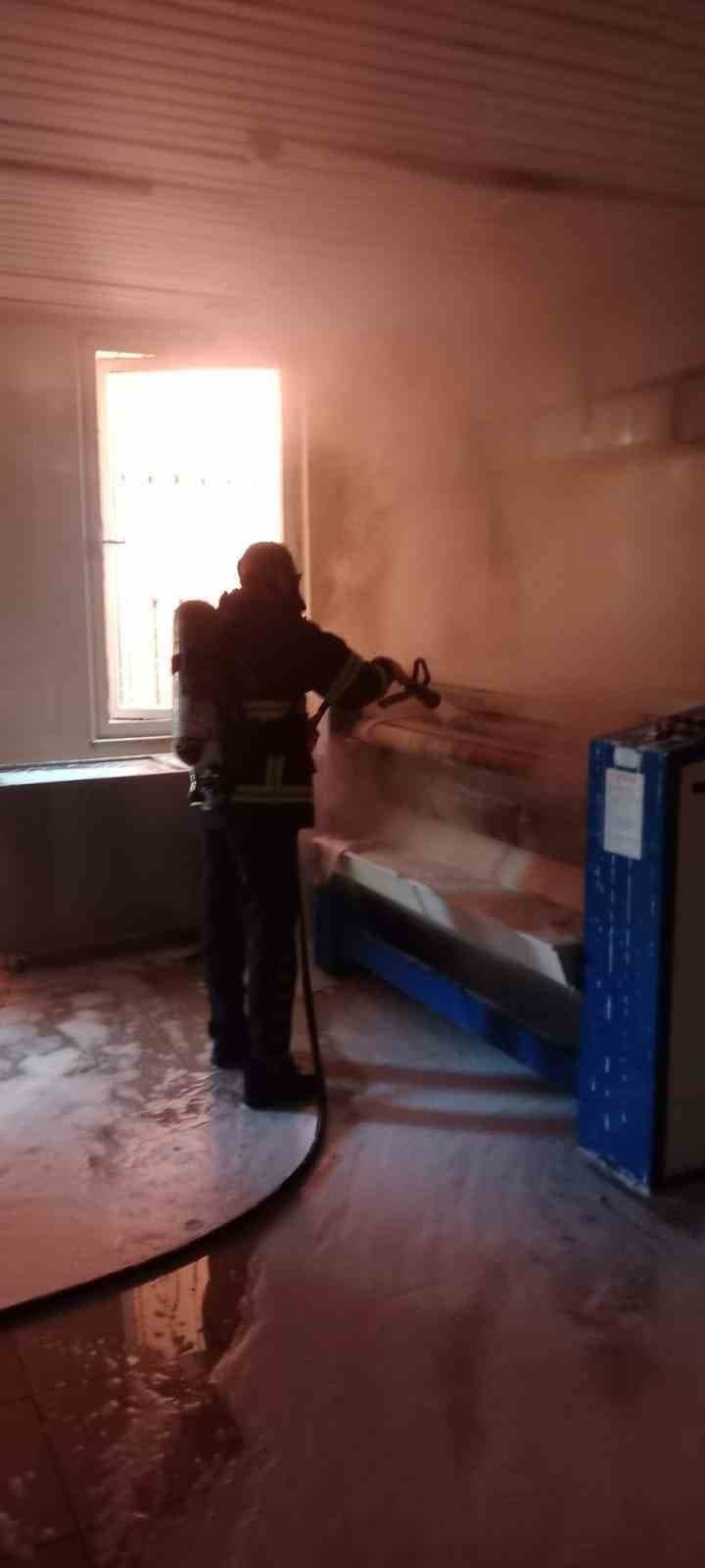 Kız yurdunda küçük çaplı yangın ekipleri harekete geçirdi