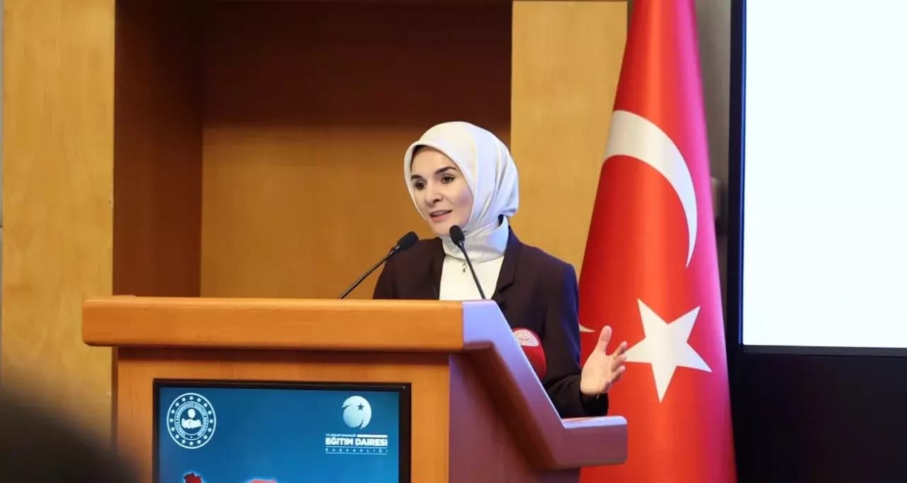 Bakan Göktaş: "Ümit Özlale, Cemal Enginyurt ve Ali Mahir Başarır hakkında suç duyurusunda bulundum"
