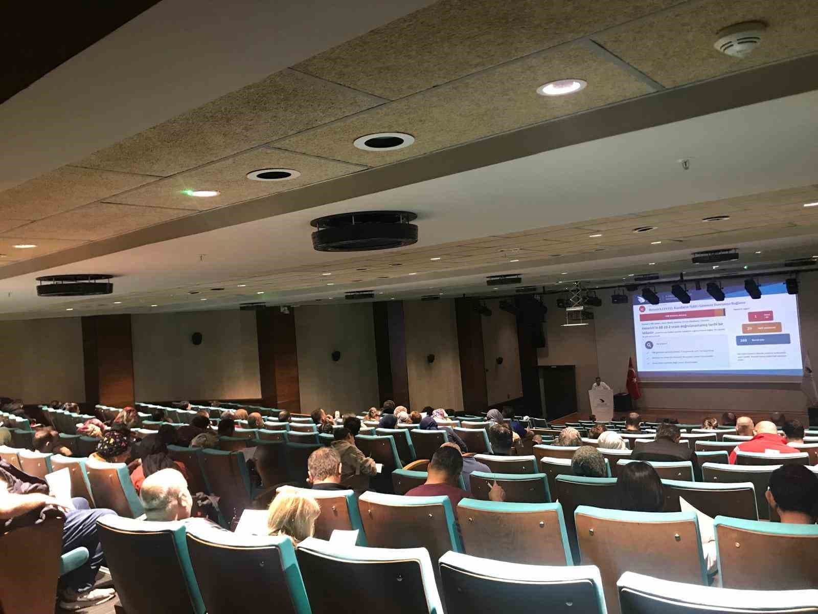 Düzce Üniversitesi’nde temel iş sağlığı ve güvenliği eğitimleri sürüyor