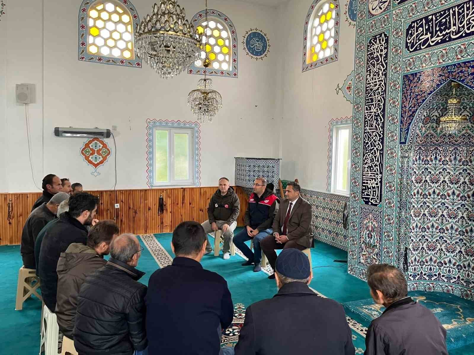 Kaynaşlı’da üreticilere tarımsal destekler ve kahverengi kokarca uyarısı