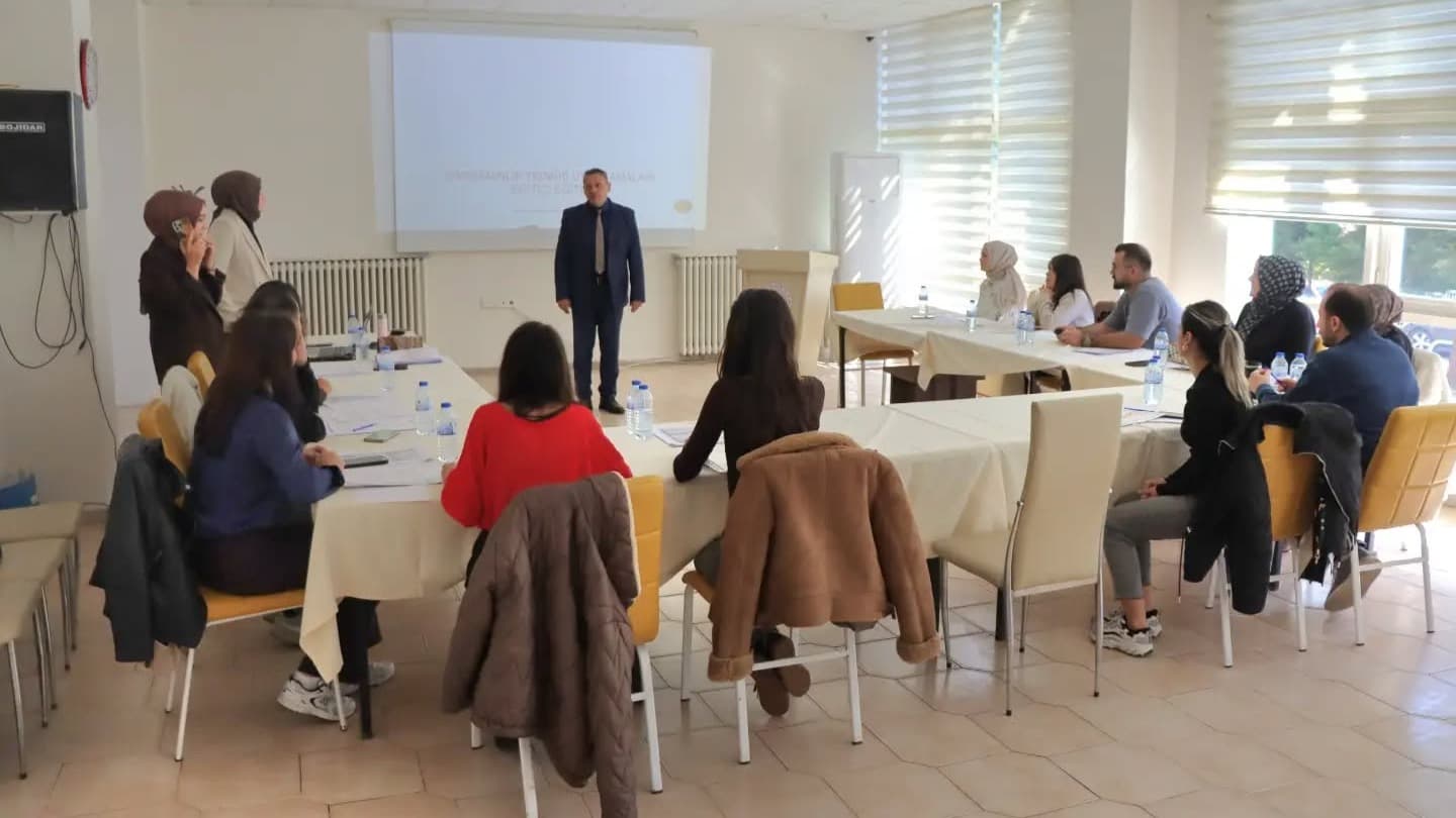 Karabük'te danışmanlık tedbiri uygulayıcı eğitimi gerçekleştirildi