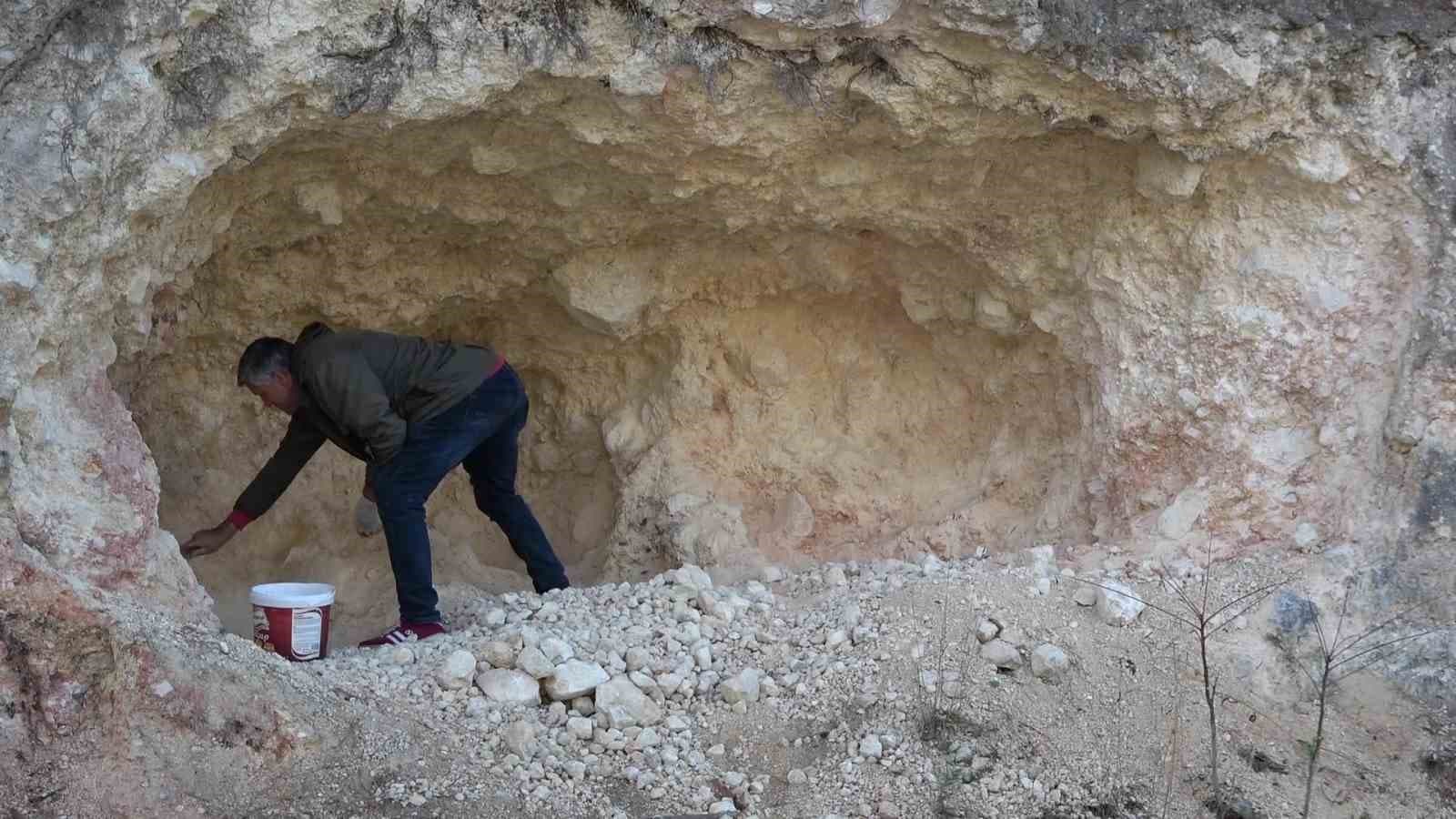 Pekmez için dağları deliyorlar