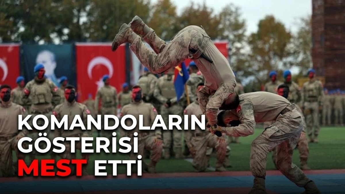 Komandoların gösterisi mest etti