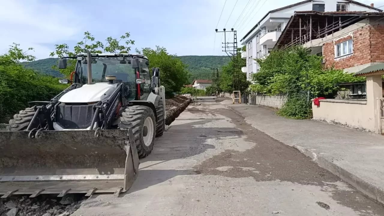 Yenice’de altyapı seferberliği sürüyor
