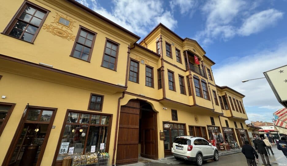 Çorum'un binlerce yıllık geçmişini yansıtan eserler 22 odalı handa sergilenecek