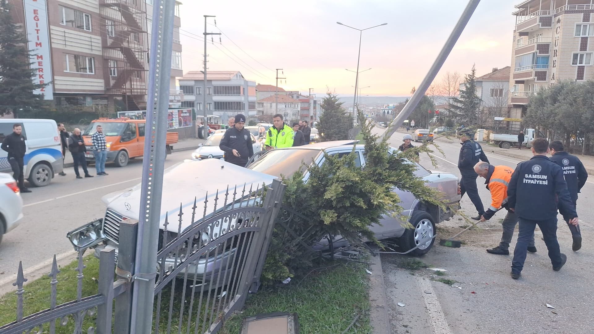 Samsun’da kaza sonrası kaçan sürücünün yakalanması için çalışma başlatıldı