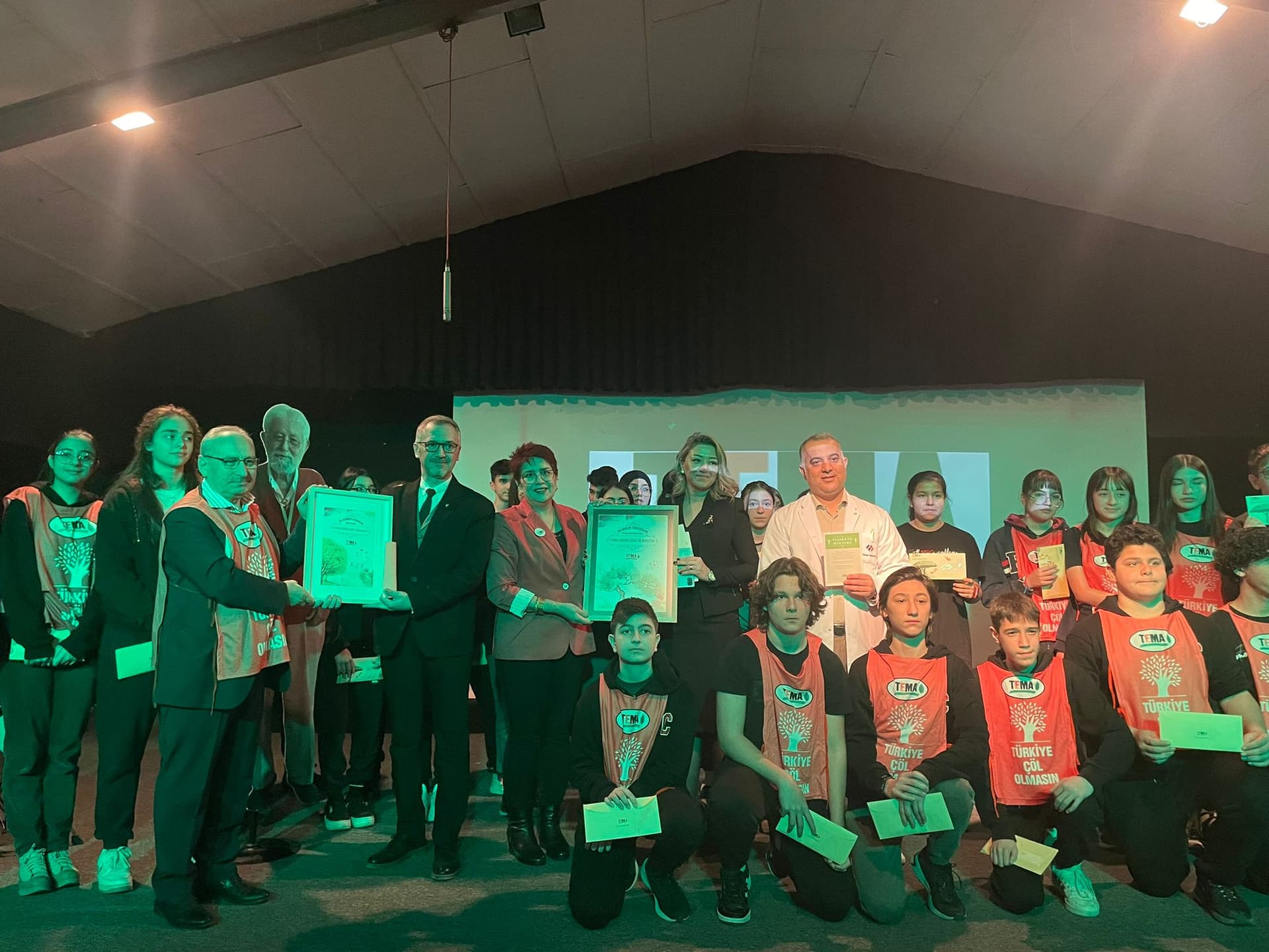 Samsun'da 800 öğrenci, öğretmen ve okul çalışanı TEMA gönüllüsü oldu
