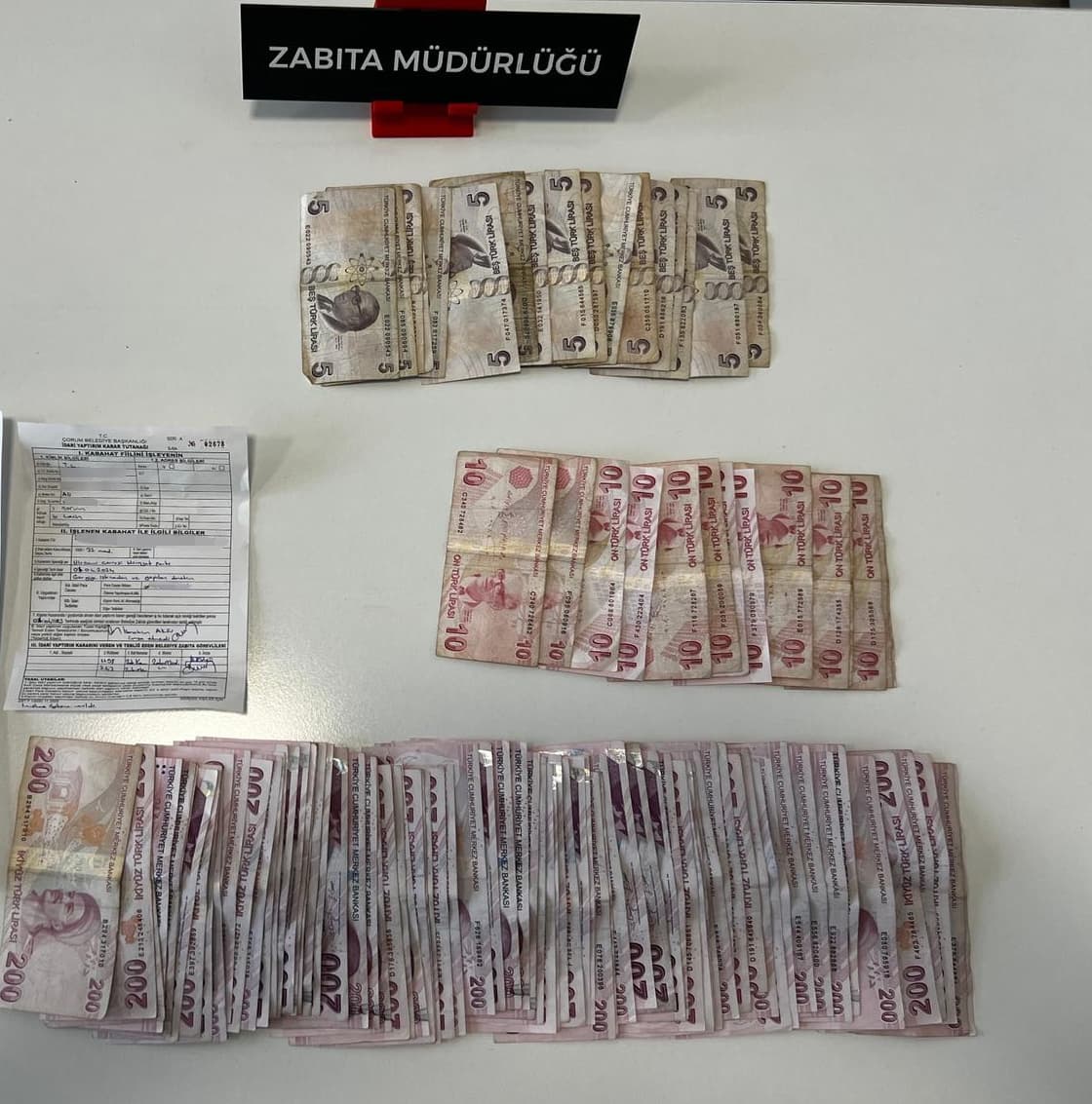 Çorum'da yakalanan dilencinin üzerinden 15 bin 75 lira çıktı