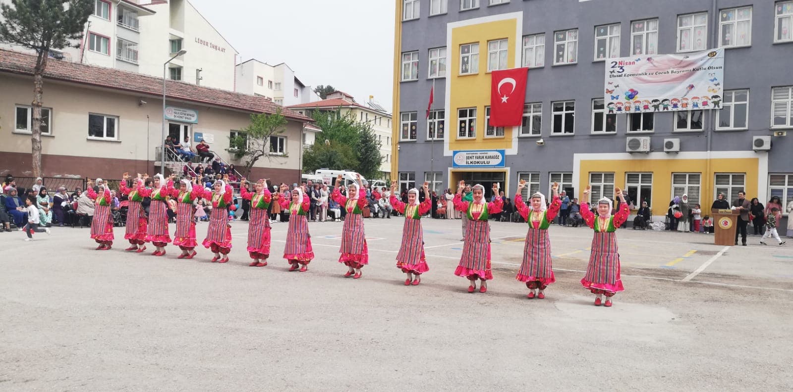 Kastamonu'nun ilçelerinde 23 Nisan Ulusal Egemenlik ve Çocuk Bayramı kutlandı