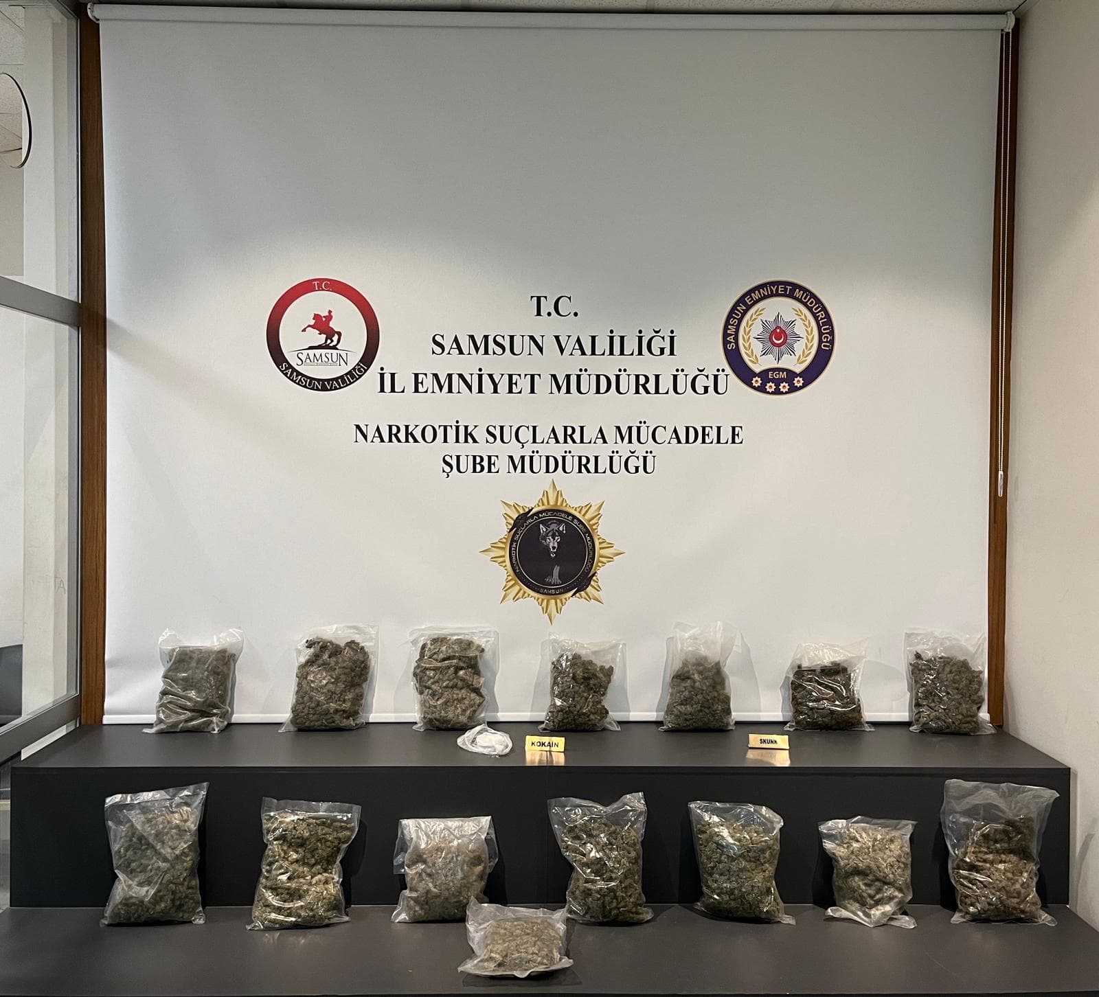 Samsun'da uyuşturucu operasyonunda 2 kişi gözaltına alındı