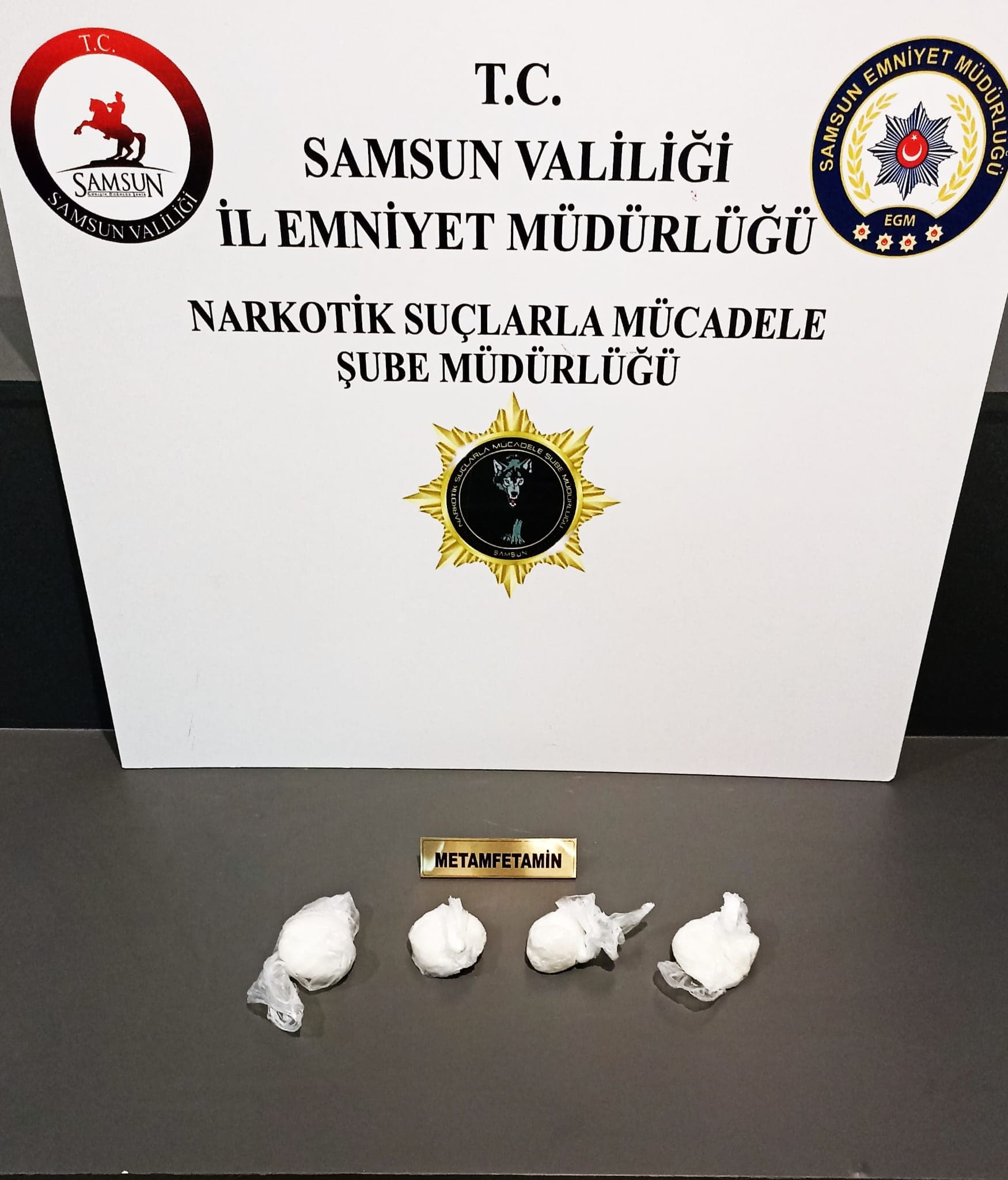 Samsun'da aracında uyuşturucu bulunan zanlı gözaltına alındı