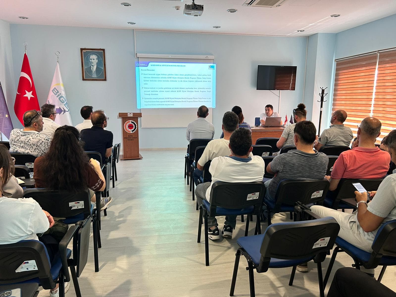 Samsun'da "KOBİ dijital dönüşüm destek programı semineri" düzenlendi