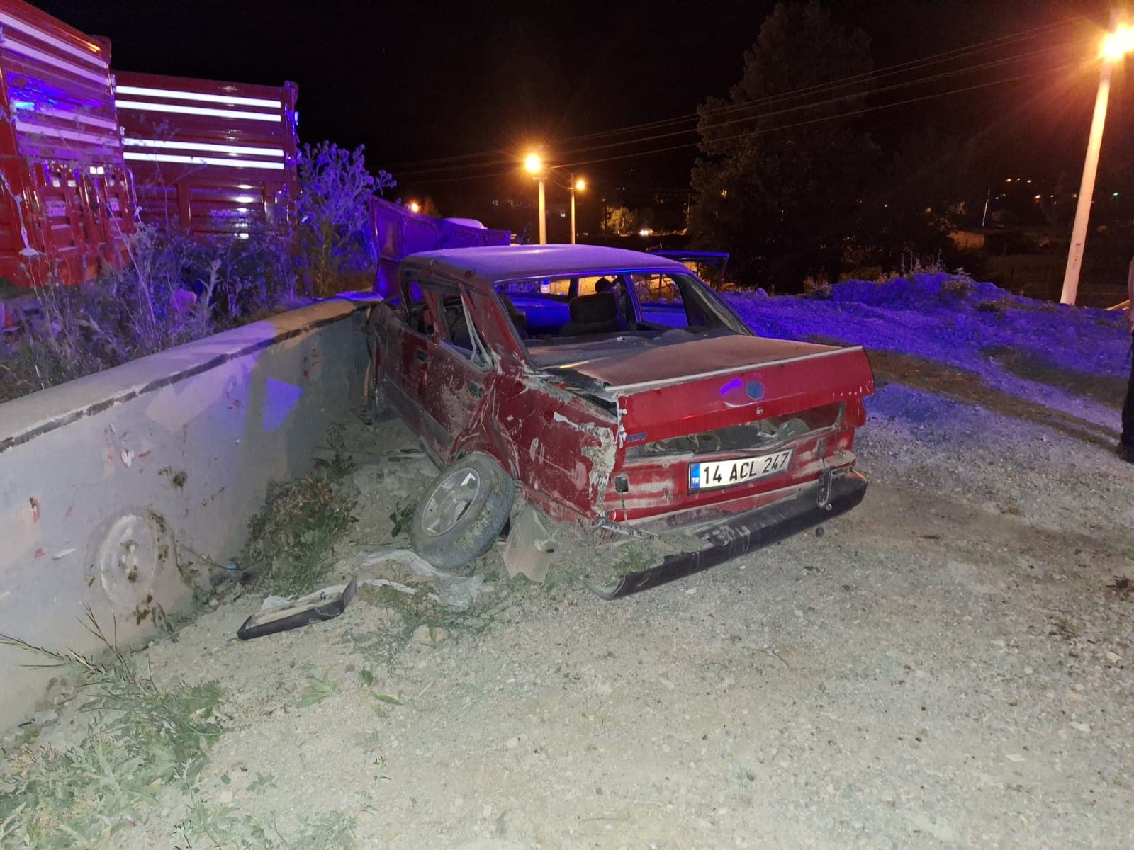Bolu'da otomobili ile duvara çarpan sürücü hayatını kaybetti