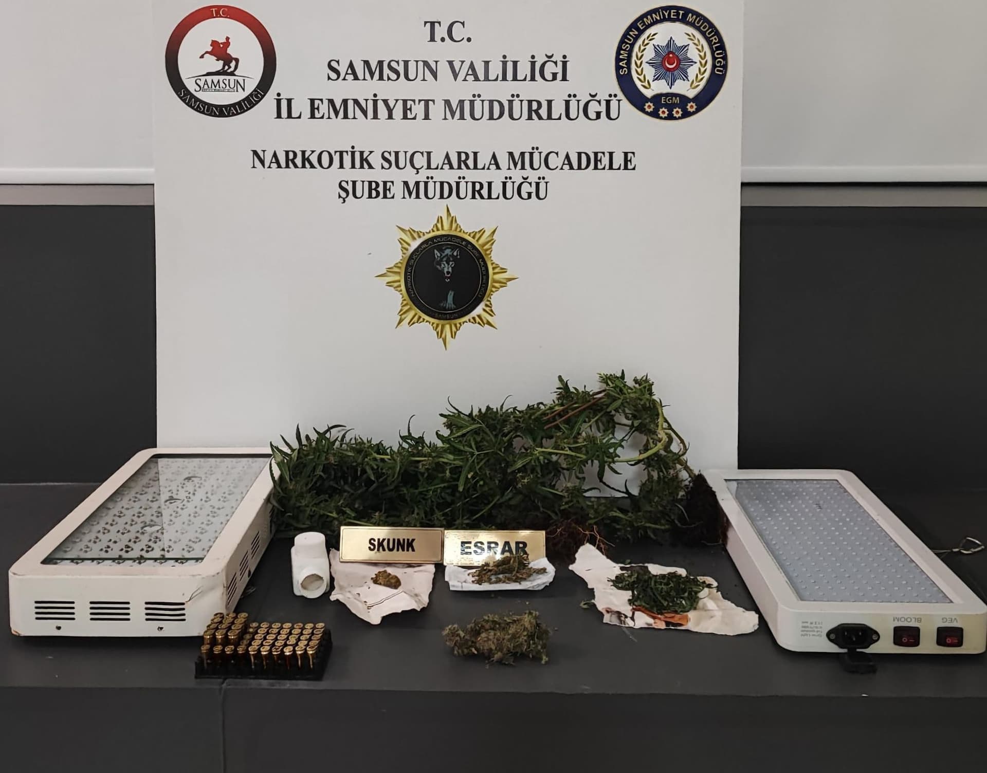 Samsun'da evini uyuşturucu imalathanesine çeviren şüpheli yakalandı
