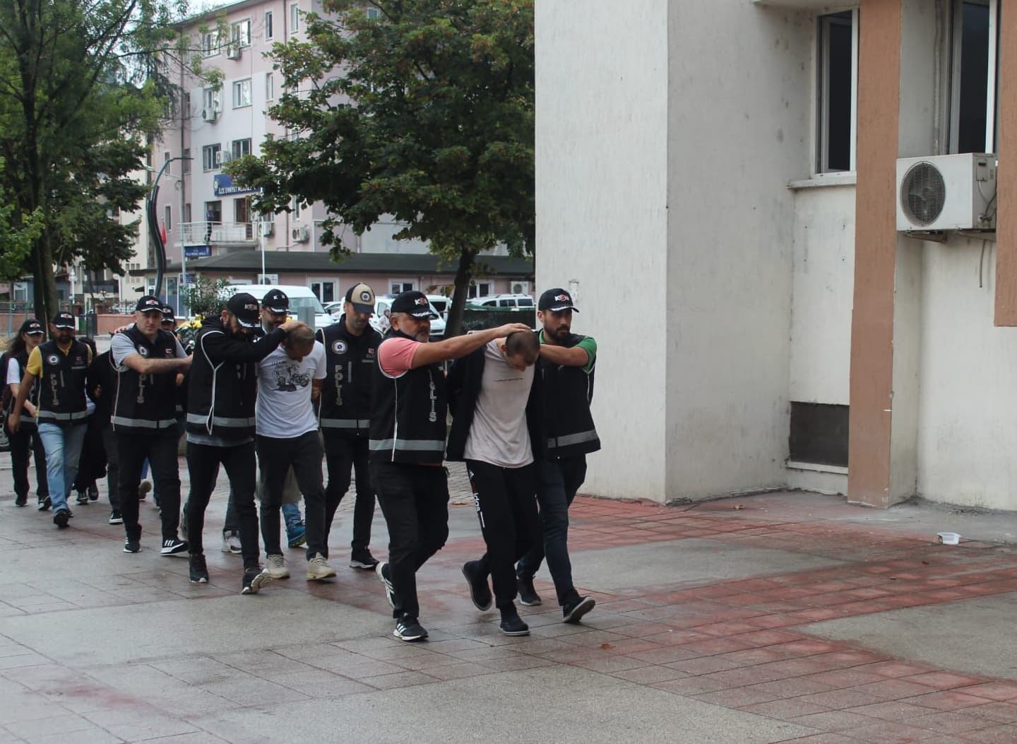 Ordu'da iş yerinin kurşunlanmasıyla ilgili 2 kişi tutuklandı