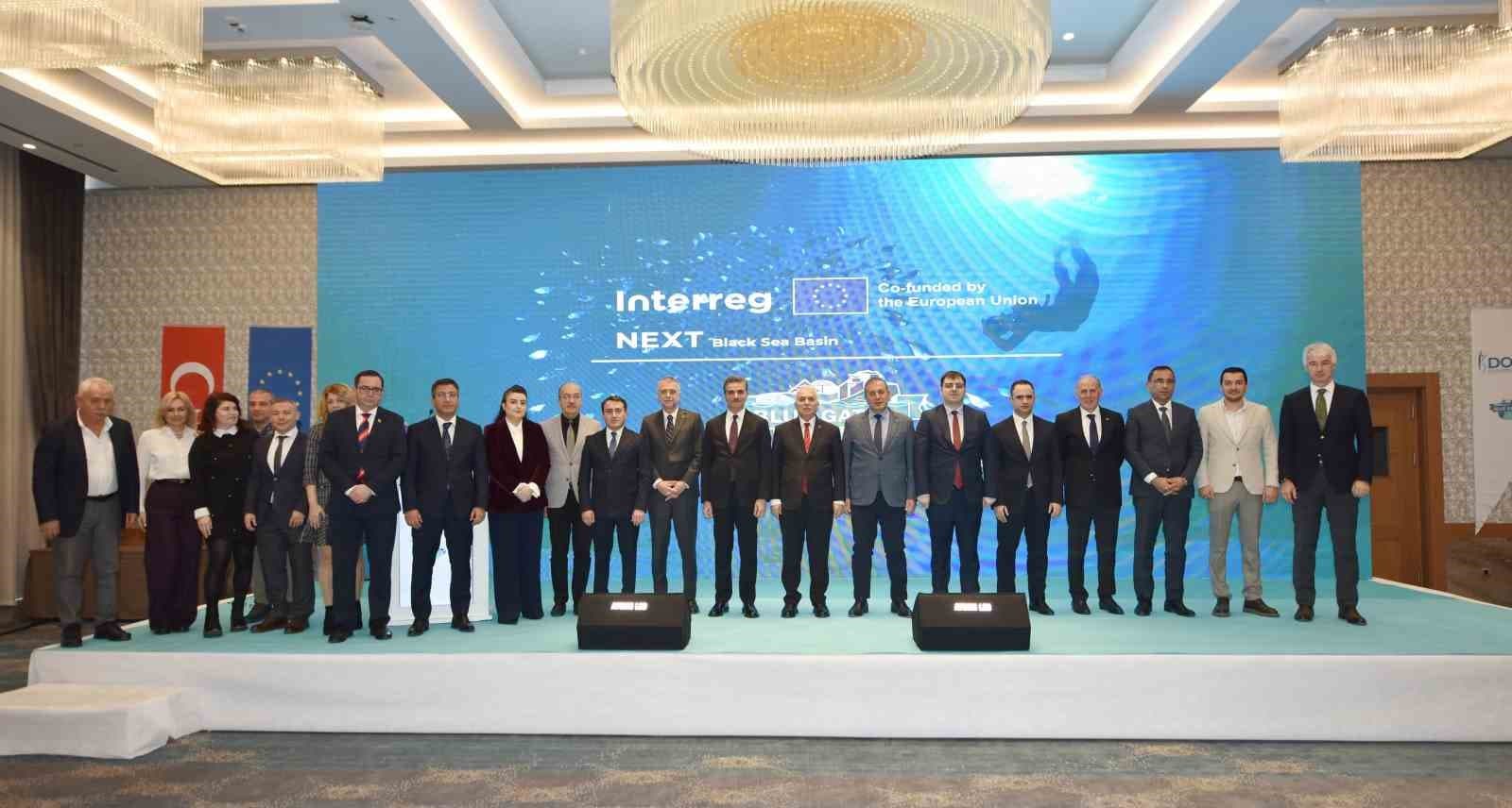 Blue Gates Projesi için bir ortaya geldiler