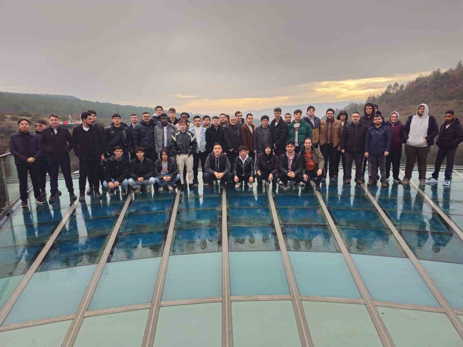 Üniversite öğrencileri Safranbolu’yu gezdi
