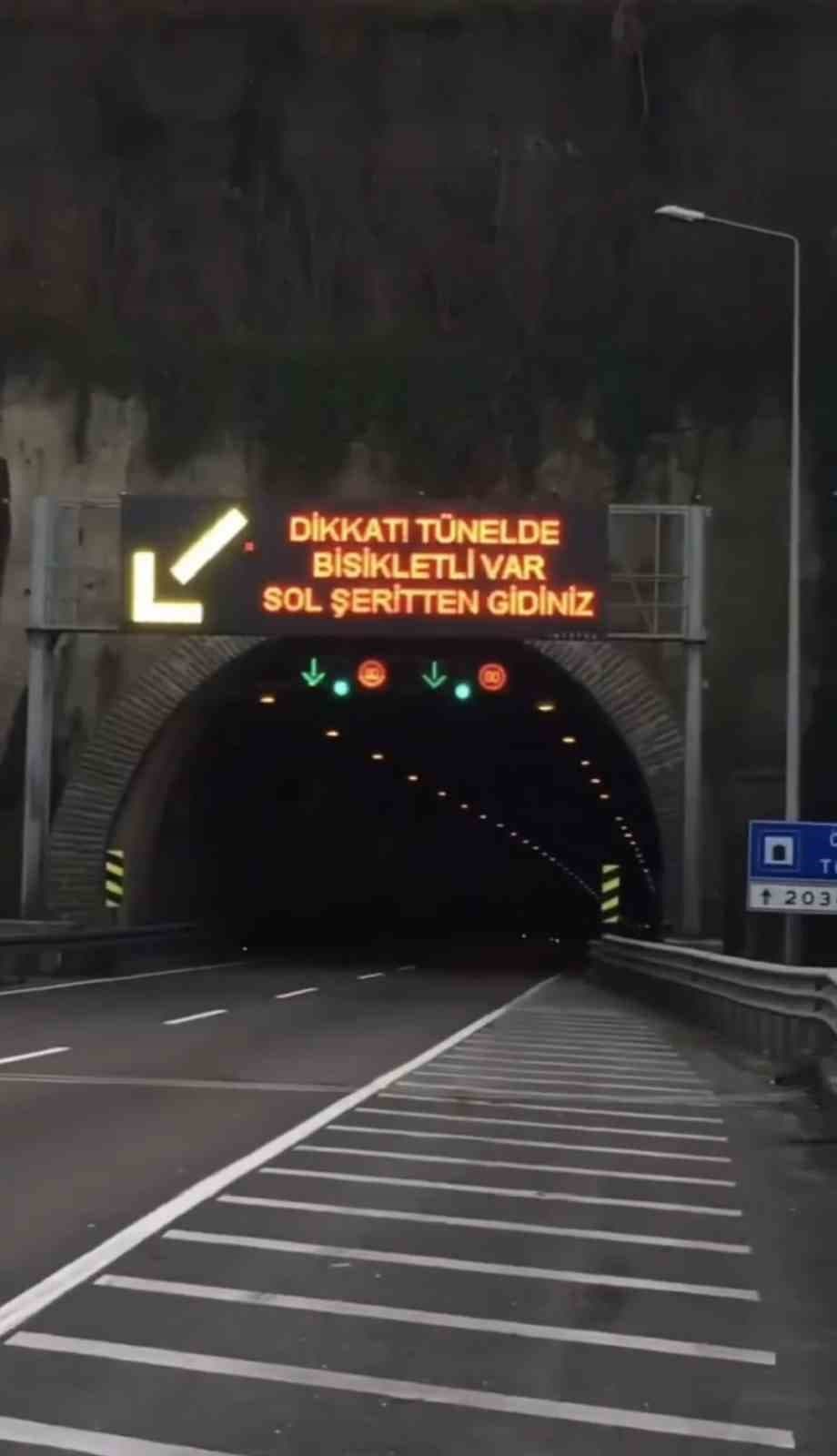 Bisikleti ile Türkiye’yi gezen Rus turist: “Türkiye’ye ve Türklere bayılıyorum”