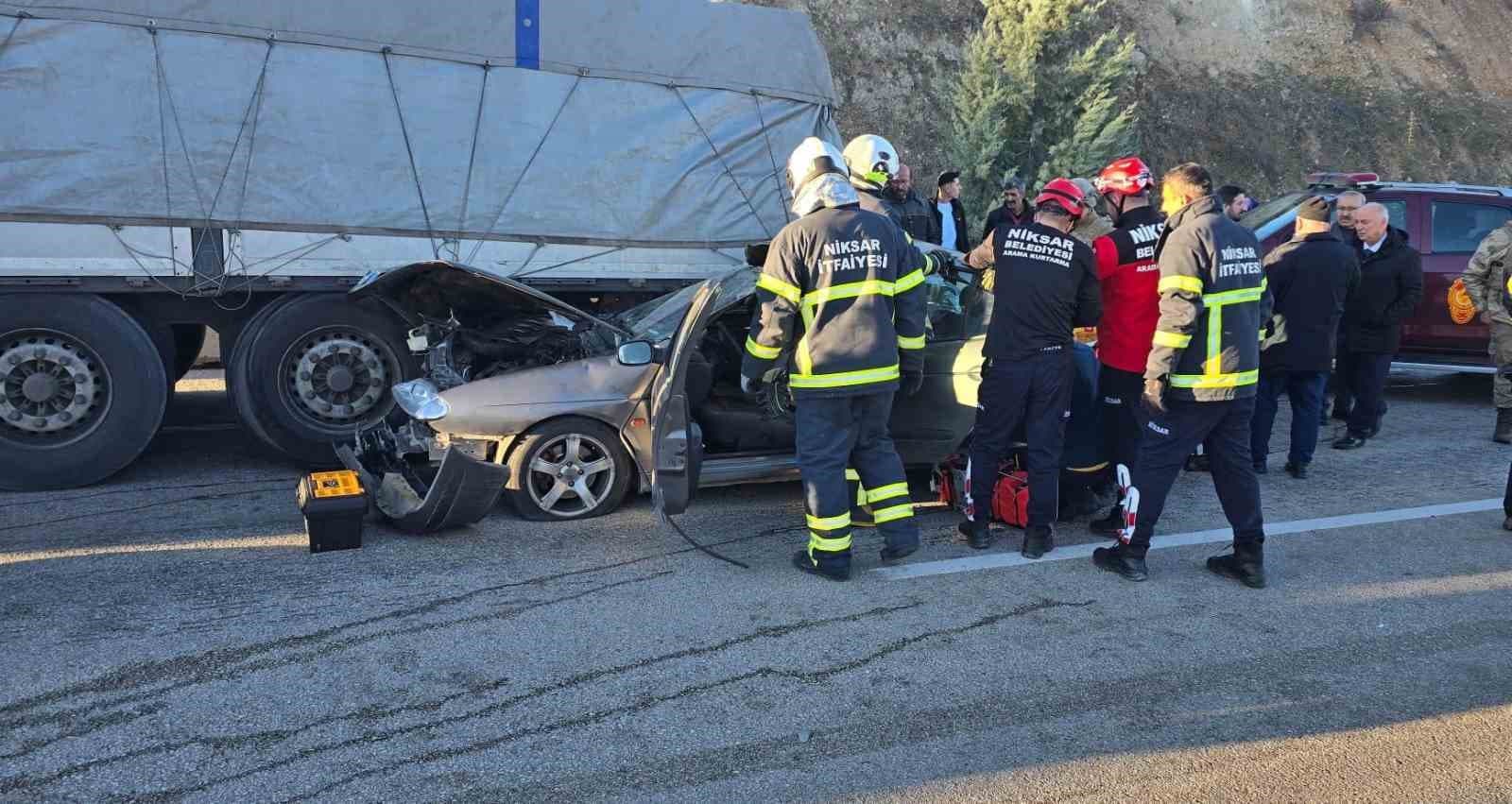 Tokat’taki tır kazasında yaralanmıştı, 26 günlük yaşam mücadelesini kaybetti