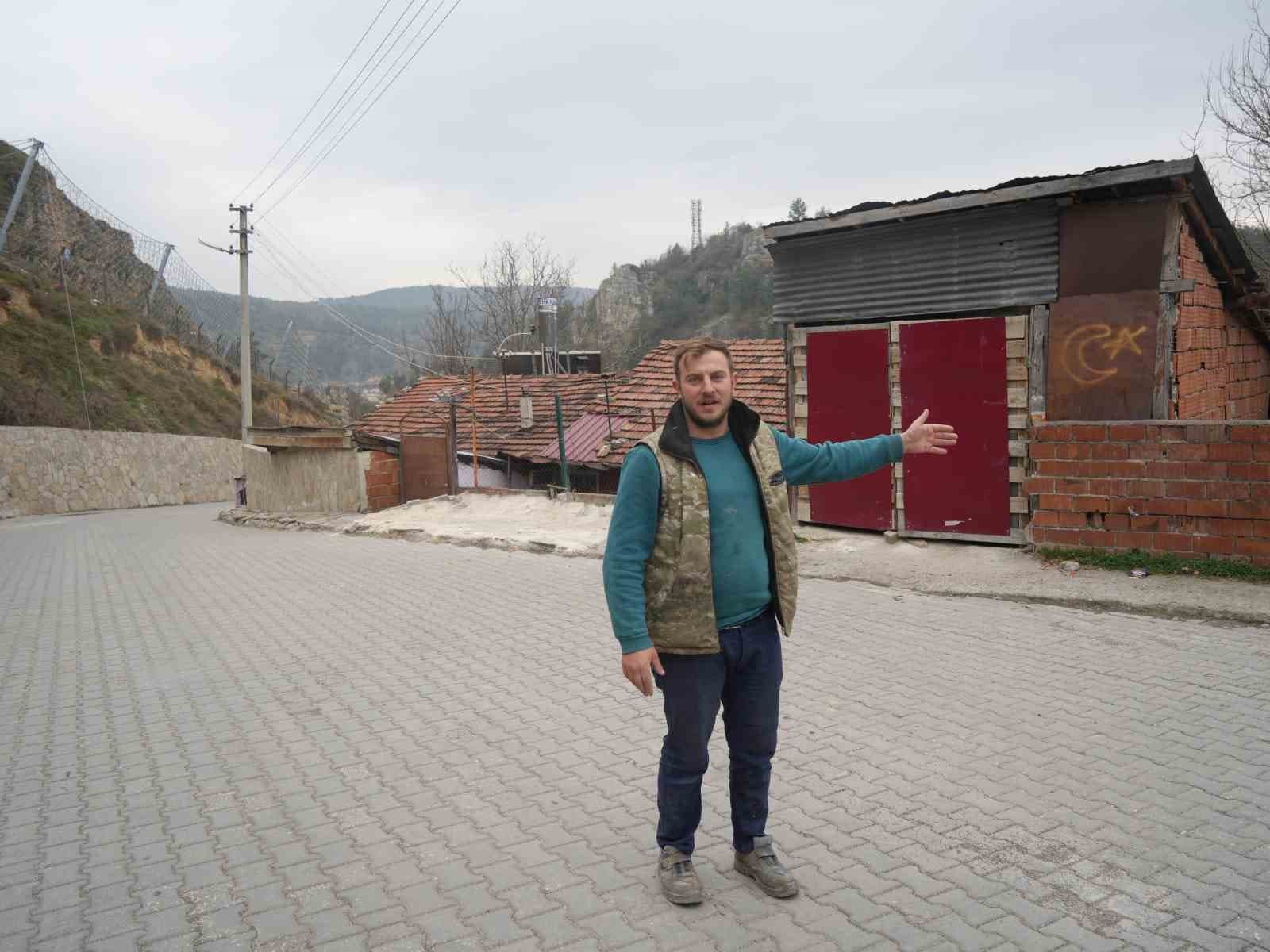 5 yıldır doğalgaz mücadelesi veren vatandaşlar isyan etti: ’Ay Lav Yu filmindeki gibi sanki biz yokuz’
