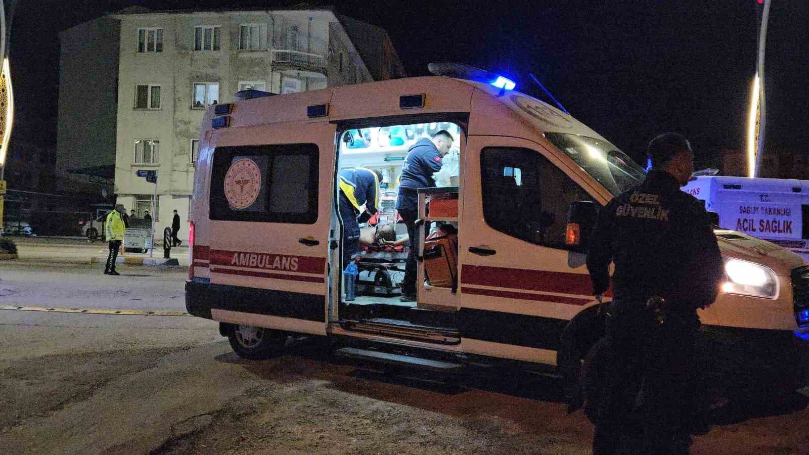 Restorandaki bıçaklı kavgada kan aktı: 1 ölü, 3 yaralı
