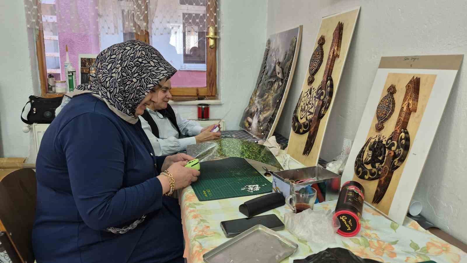 Rölyef, ev hanımlarının ve emeklilerin yeni tutkusu oldu