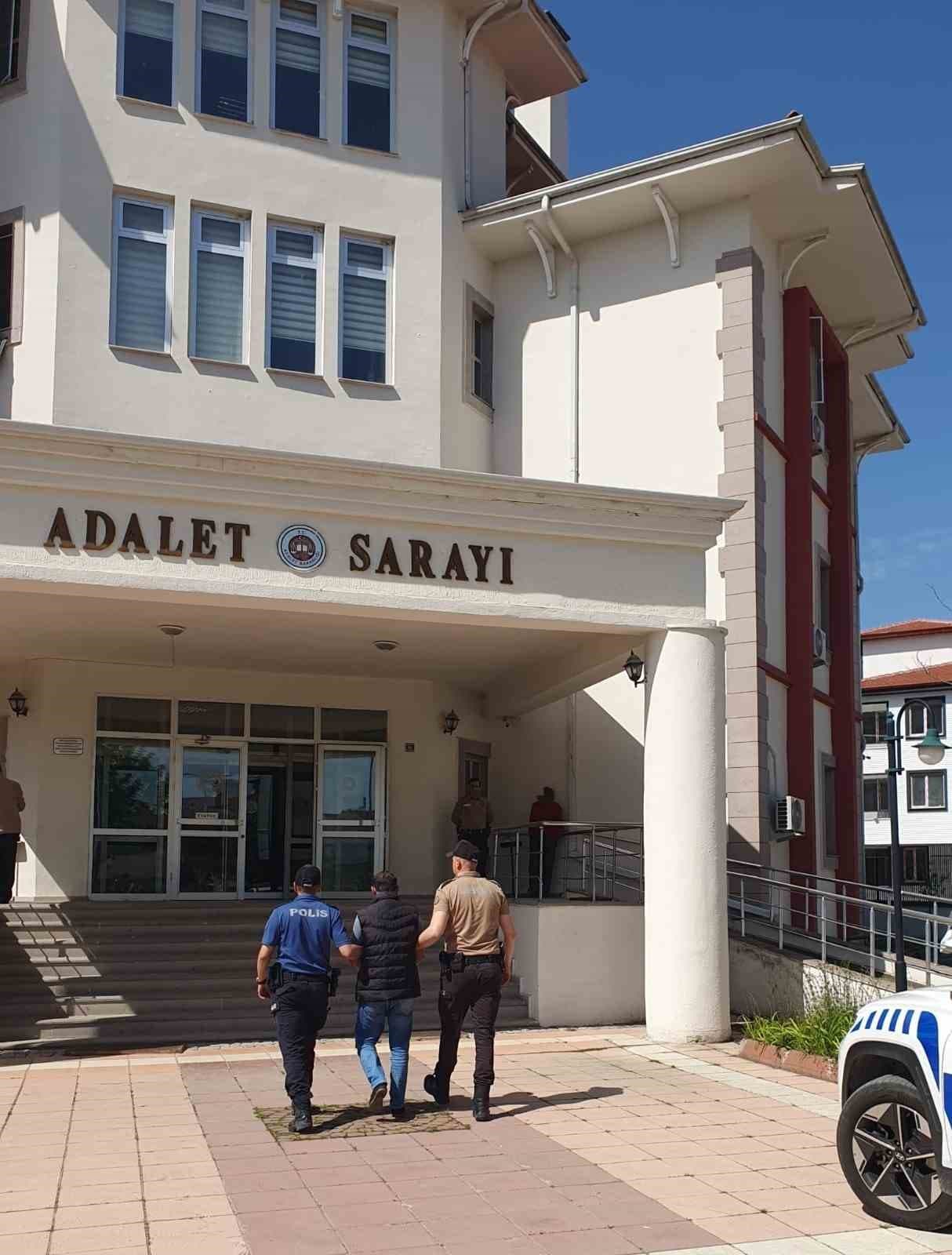 Kastamonu’da 14 yıl hapis cezasıyla aranan hükümlü yakalandı