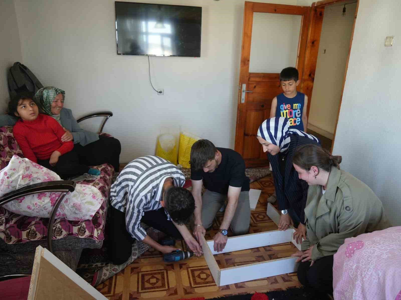 Üniversite öğrencilerinden özel bireyler ve aileleri için bayram öncesinde anlamlı proje
