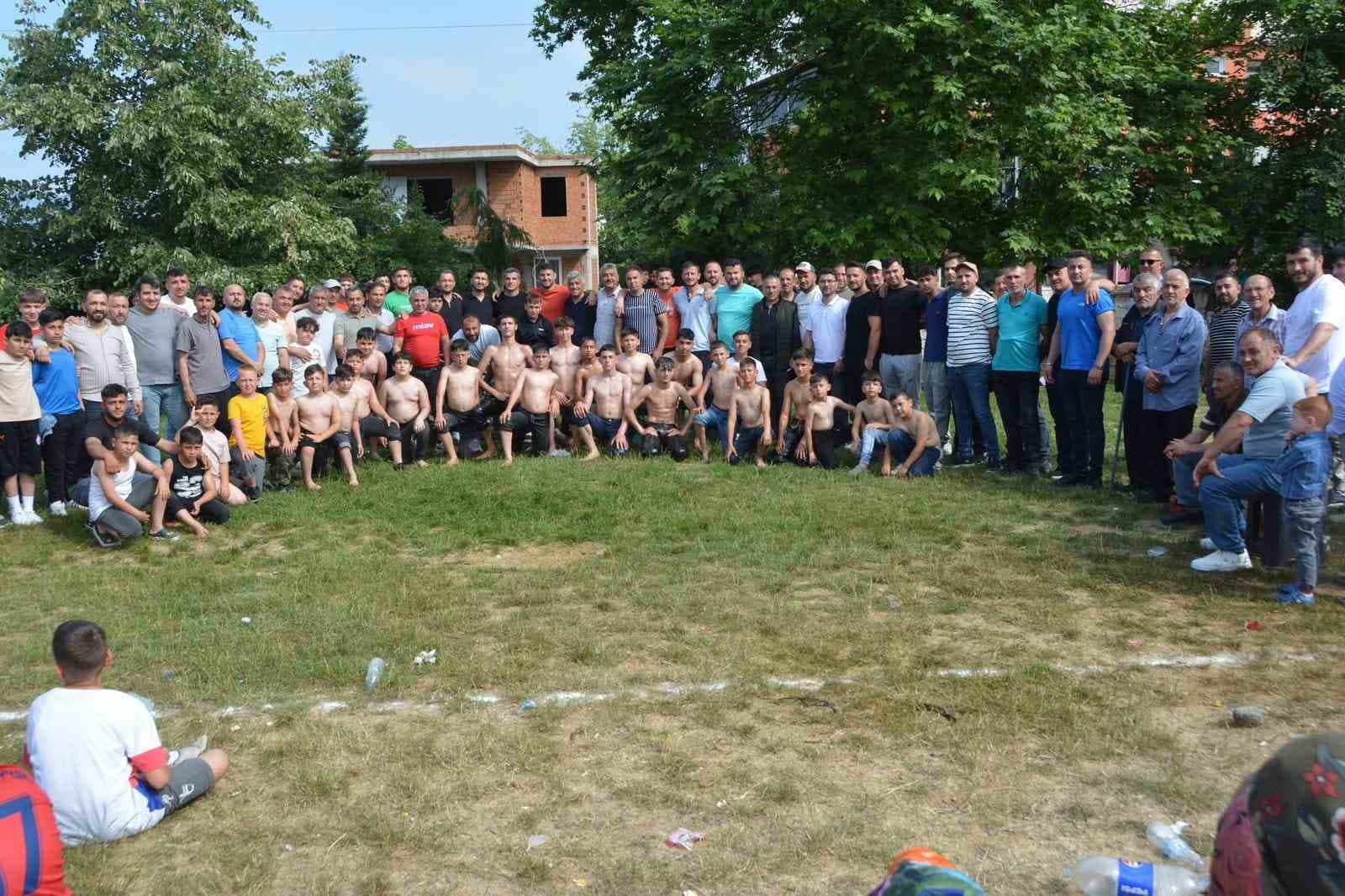 Alaplı’da ilk kez düzenlenen güreş festivali büyük ilgi gördü