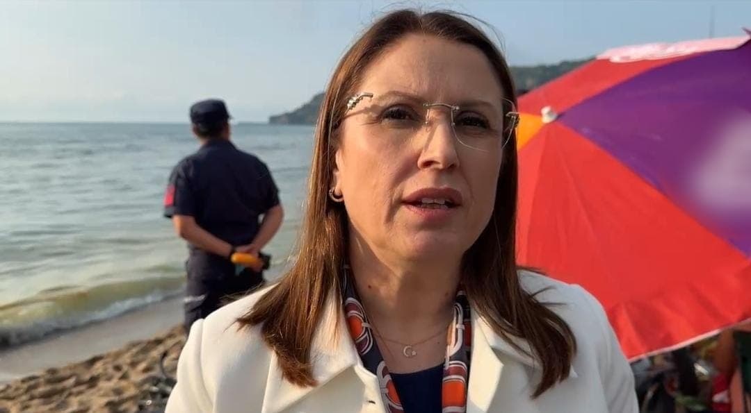 Bartın Valisi Arslan: "İlk tespitlerimize göre denize yakıt bırakılması söz konusu, kimin sebep olduğunu belirlemek için çalışmalar sürüyor"