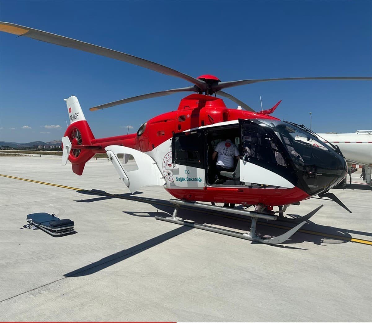Kazada yaralanan vatandaş, ambulans helikopterle Ankara’ya nakledildi