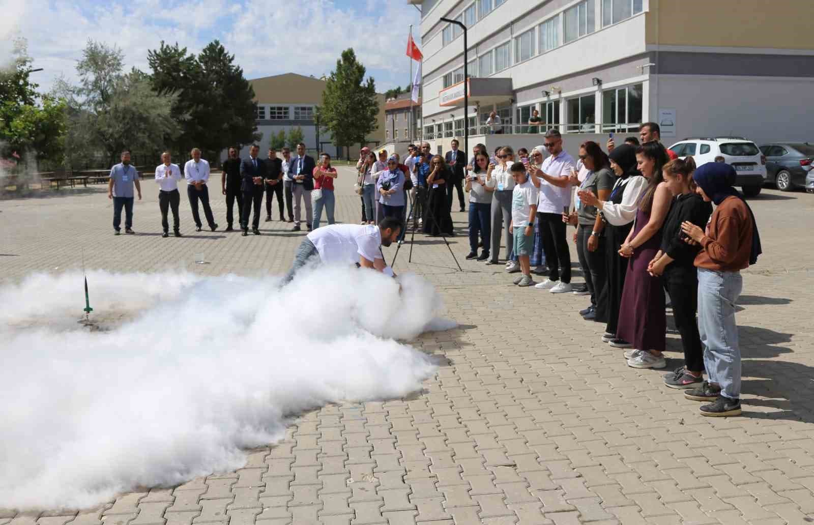 Özel eğitim öğretmenleri bu projeyle bilim ve teknoloji tabanlı öğretim becerilerini geliştiriyor