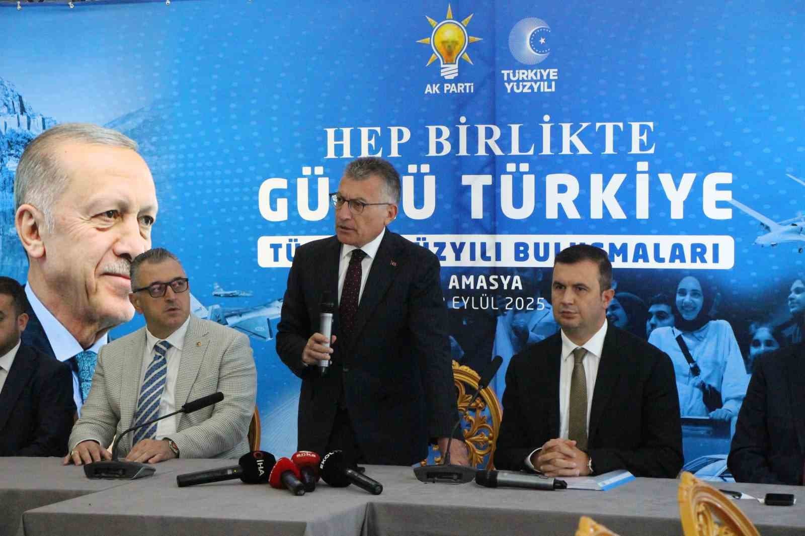 AK Parti Grup Başkanı Güler: "Özgür Özel’in insan içine çıkamaması lazım"