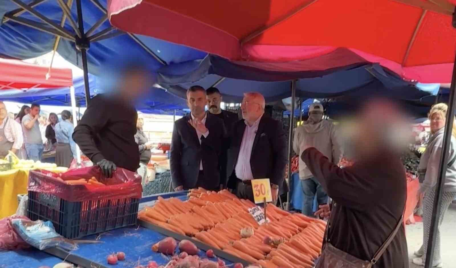 Vatandaş şikayet etti, kayıtsız kalmayan belediye başkanı pazarcılara sert tepki gösterdi