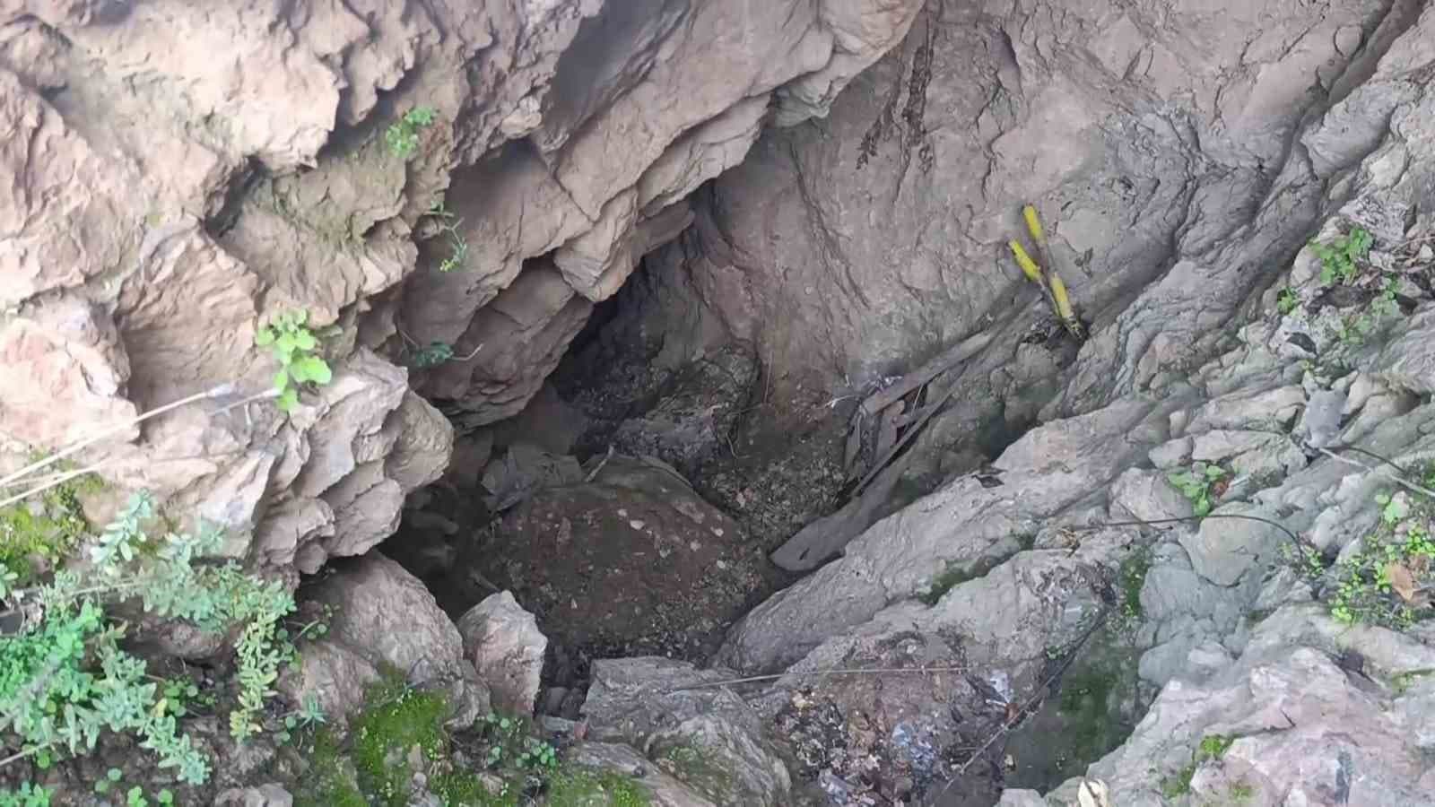 Amasya’da defineciler tünel kazdı: Polis ve müze yetkilileri inceleme başlattı