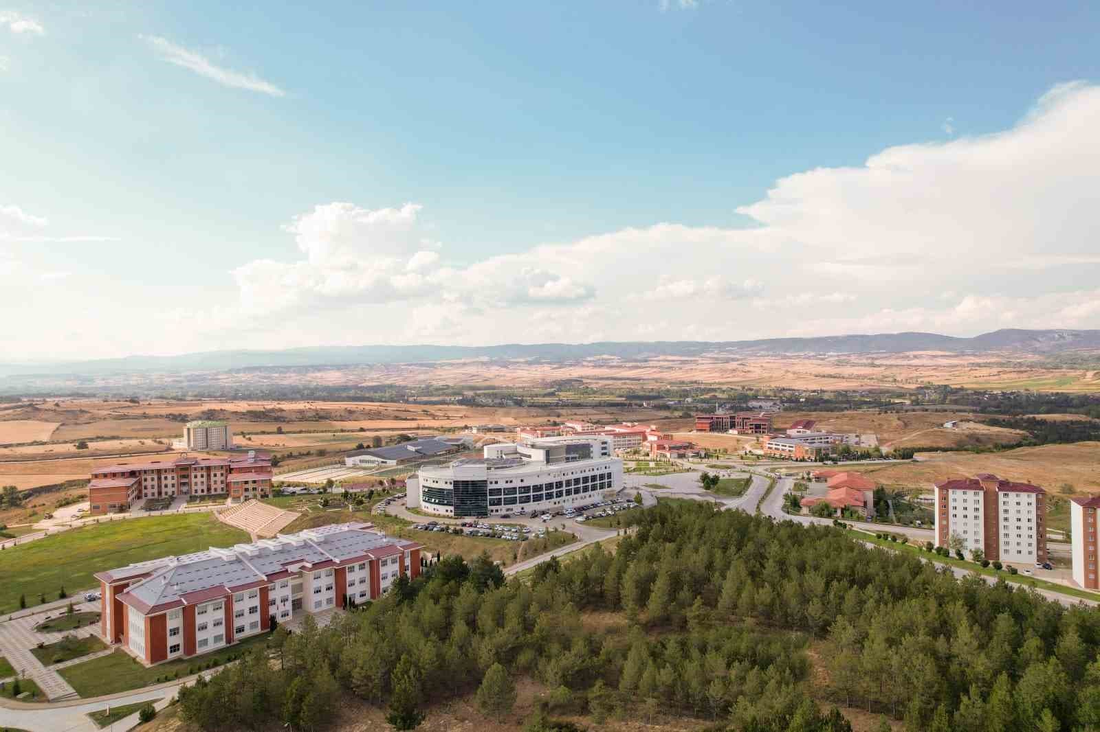 Kastamonu Üniversitesi, THE 2026 Disiplinlerarası Bilim Sıralamasında 351-400 bandında yer aldı