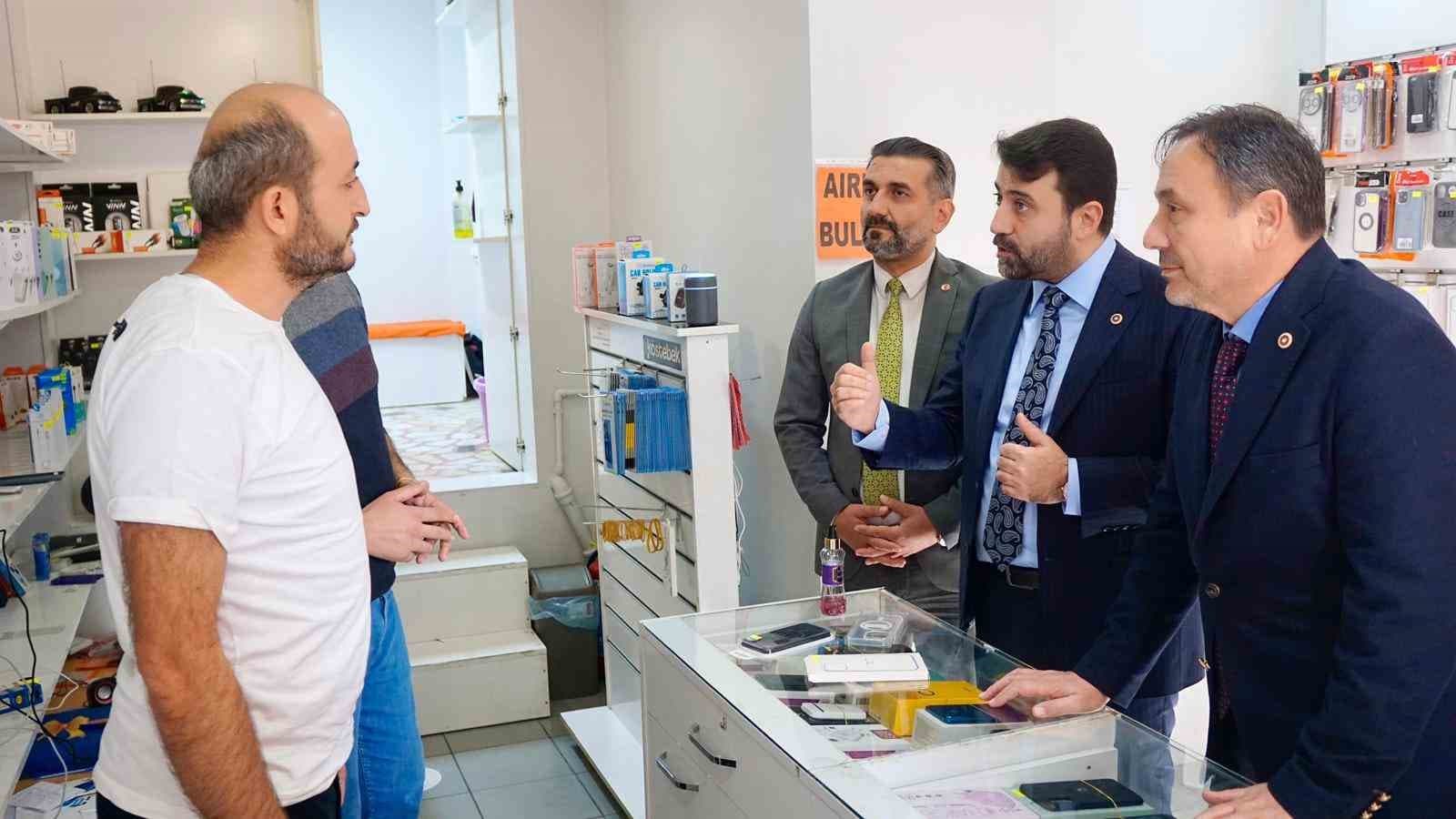 AK Parti heyeti Safranbolu’da esnafların taleplerini dinledi