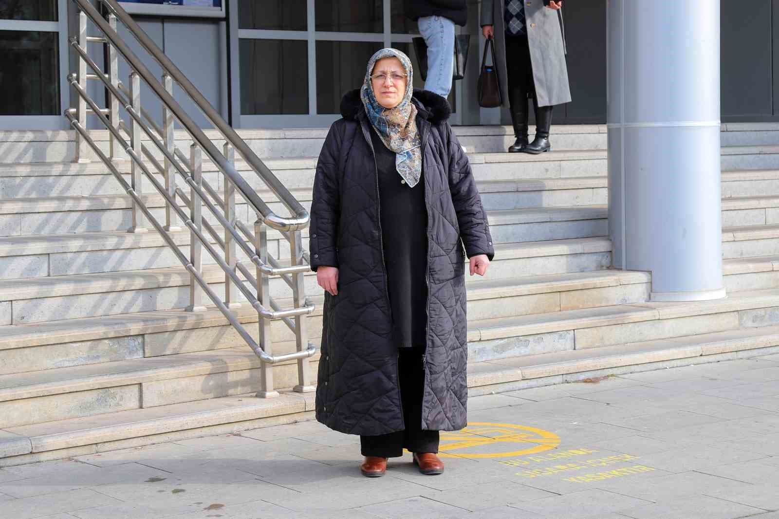 Hem anne hem çalışan hem öğrenci; O Gümüşhane Üniversitesi’nin Sibel Ablası