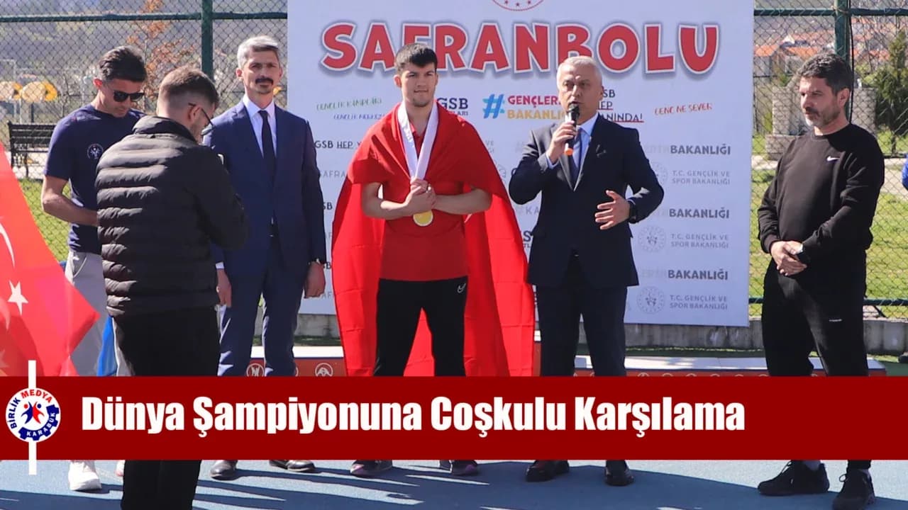 Dünya Şampiyonu Muhammet Arif Çenesiz’e Coşkulu Karşılama