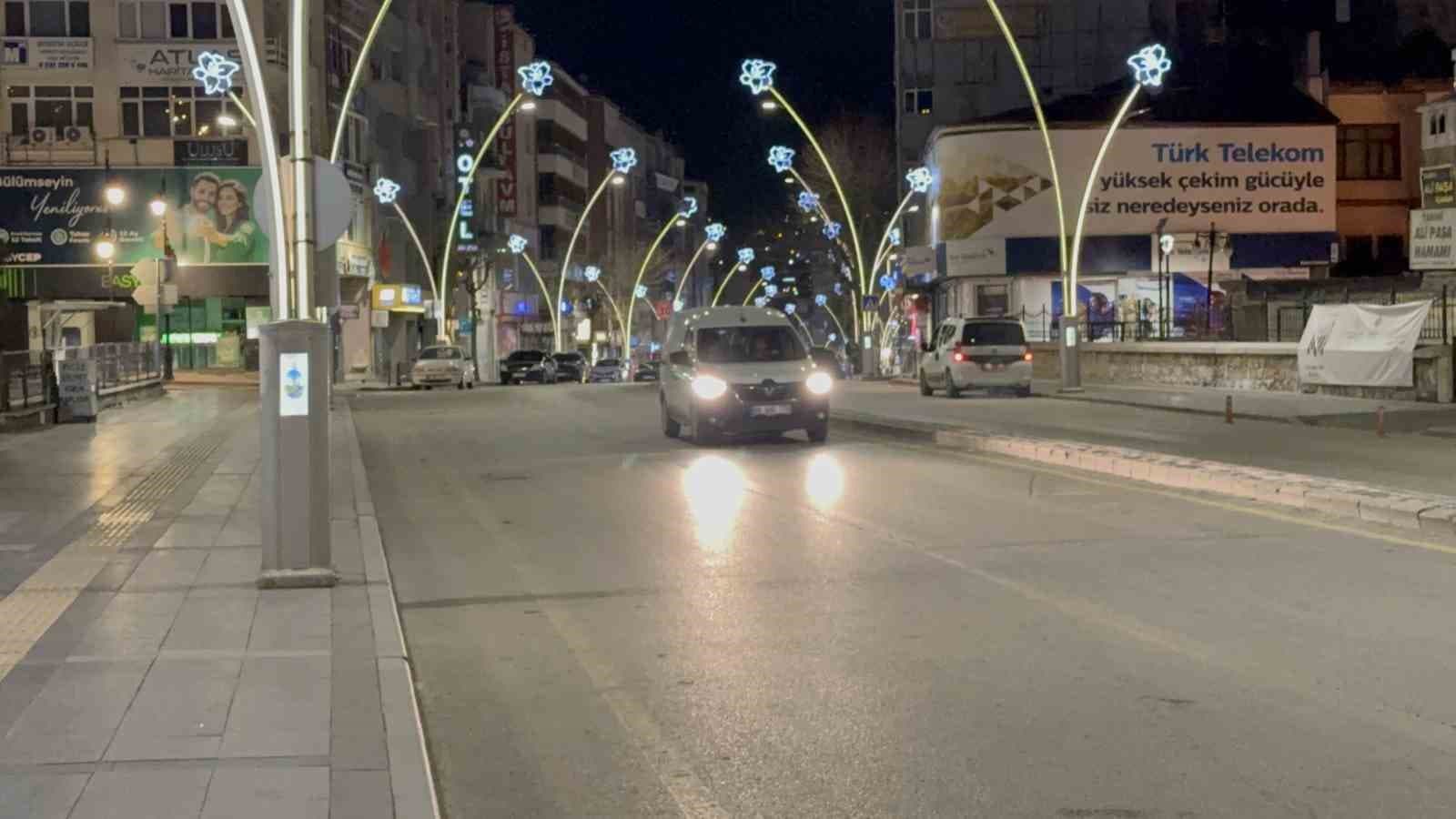 Tokat’ta 5.6 büyüklüğündeki deprem sonrası eğitime 1 gün ara verildi