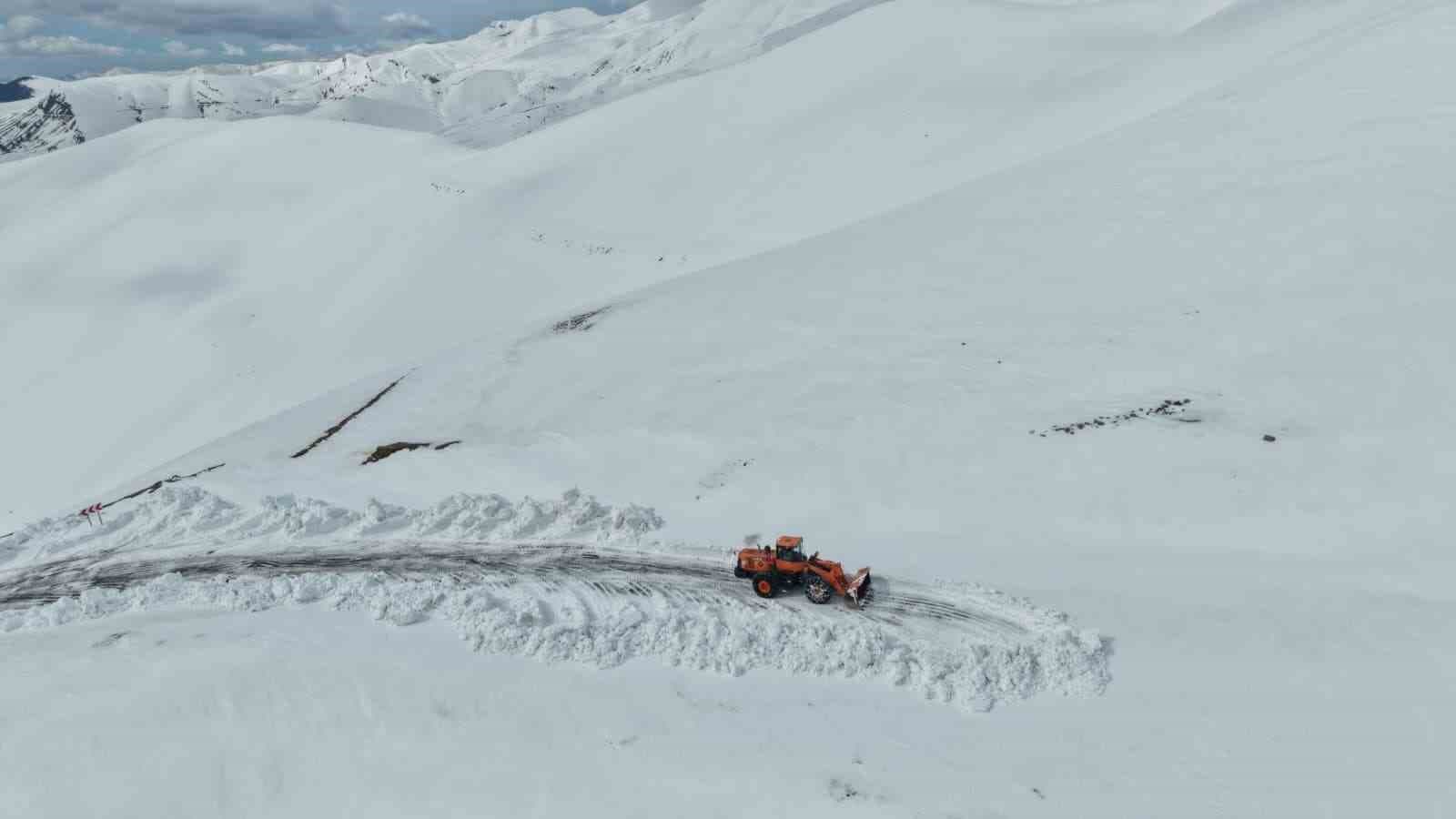 Artvin-Ardanuç-Ardahan yolu 5 ay sonra ulaşıma açılıyor