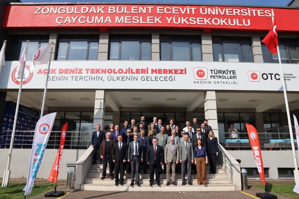 BEUN Açık Deniz Teknolojileri Merkezi Kütüphanesi hizmete sunuldu
