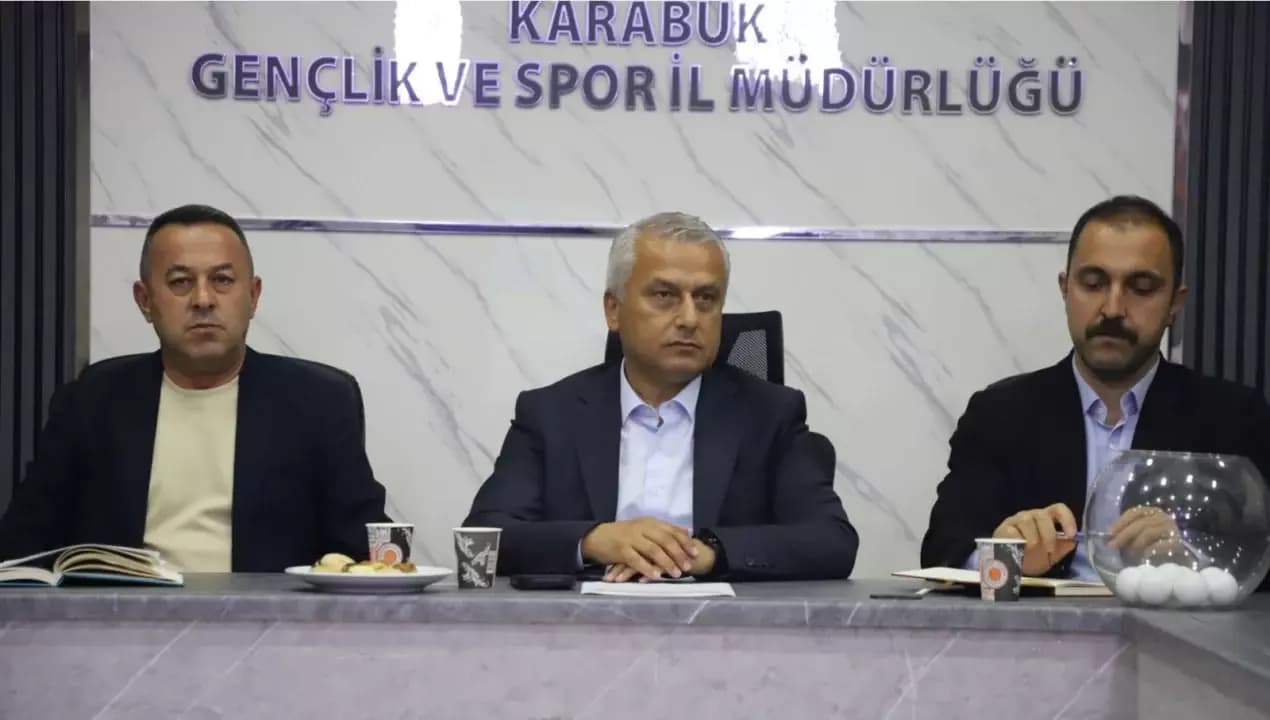 Karabük’te Futbol Türkiye Birinciliği Öncesi Teknik Toplantı Yapıldı