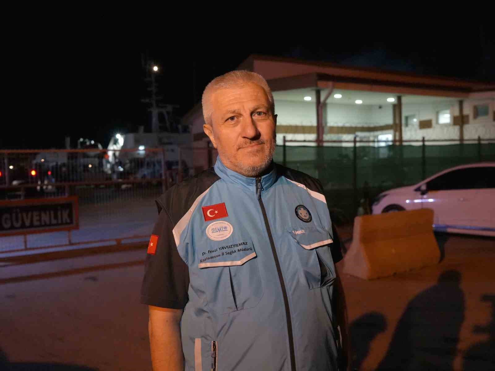 İl Sağlık Müdürü Yavuzyılmaz: "Bir yaralımıza gemide operasyonla göğüs tüpü takıldı"
