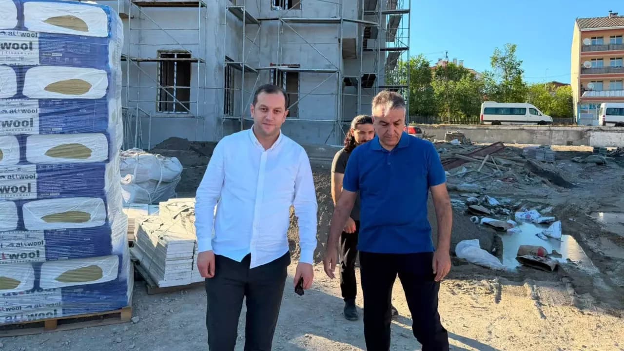 Vali Çağatay’dan Eflani hükümet konağı inşaatında inceleme