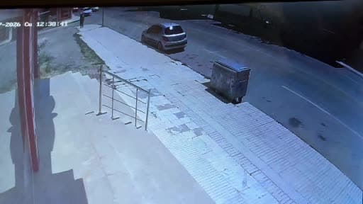 Çorum’da park halindeki araca çarpan otomobil devrildi: O anlar kamerada
