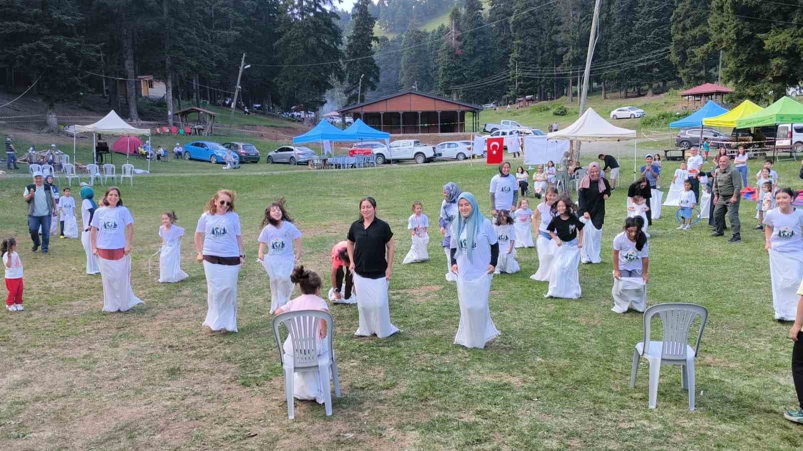 2 Bin rakımlı Sahara Milli Parkı’nda aileler doğayla buluştu